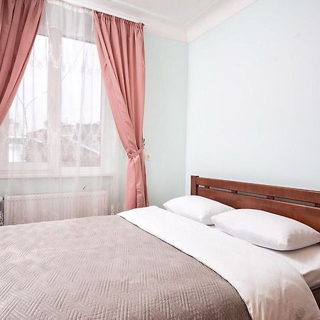 Ukrainian House Апартаменти На Площі Ринок Lviv Kültér fotó