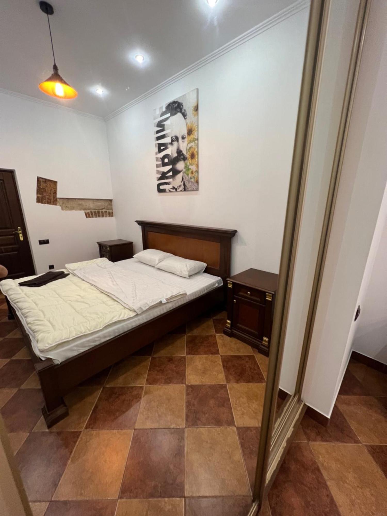 Ukrainian House Апартаменти На Площі Ринок Lviv Kültér fotó