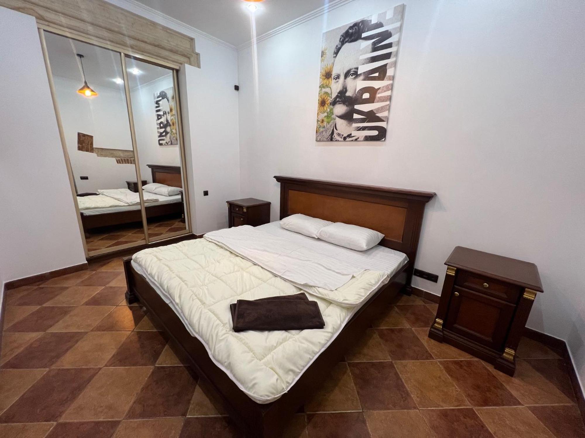 Ukrainian House Апартаменти На Площі Ринок Lviv Kültér fotó